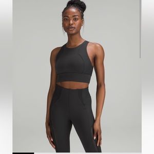 NWT Everlux High Neck training bra medium support. C/D cup